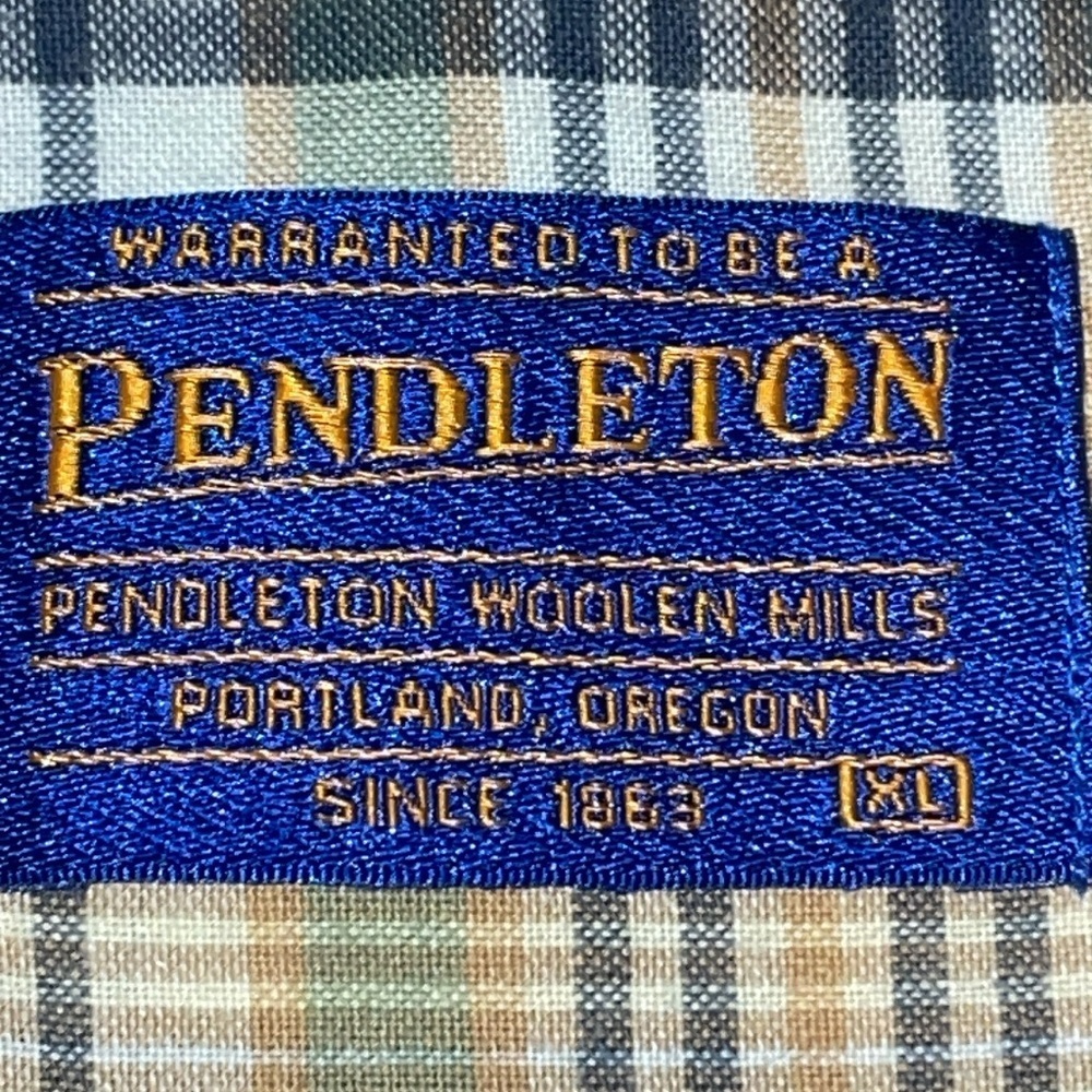 Pendleton Short Sleeve Button Down Seaside Shirt.… - image 3